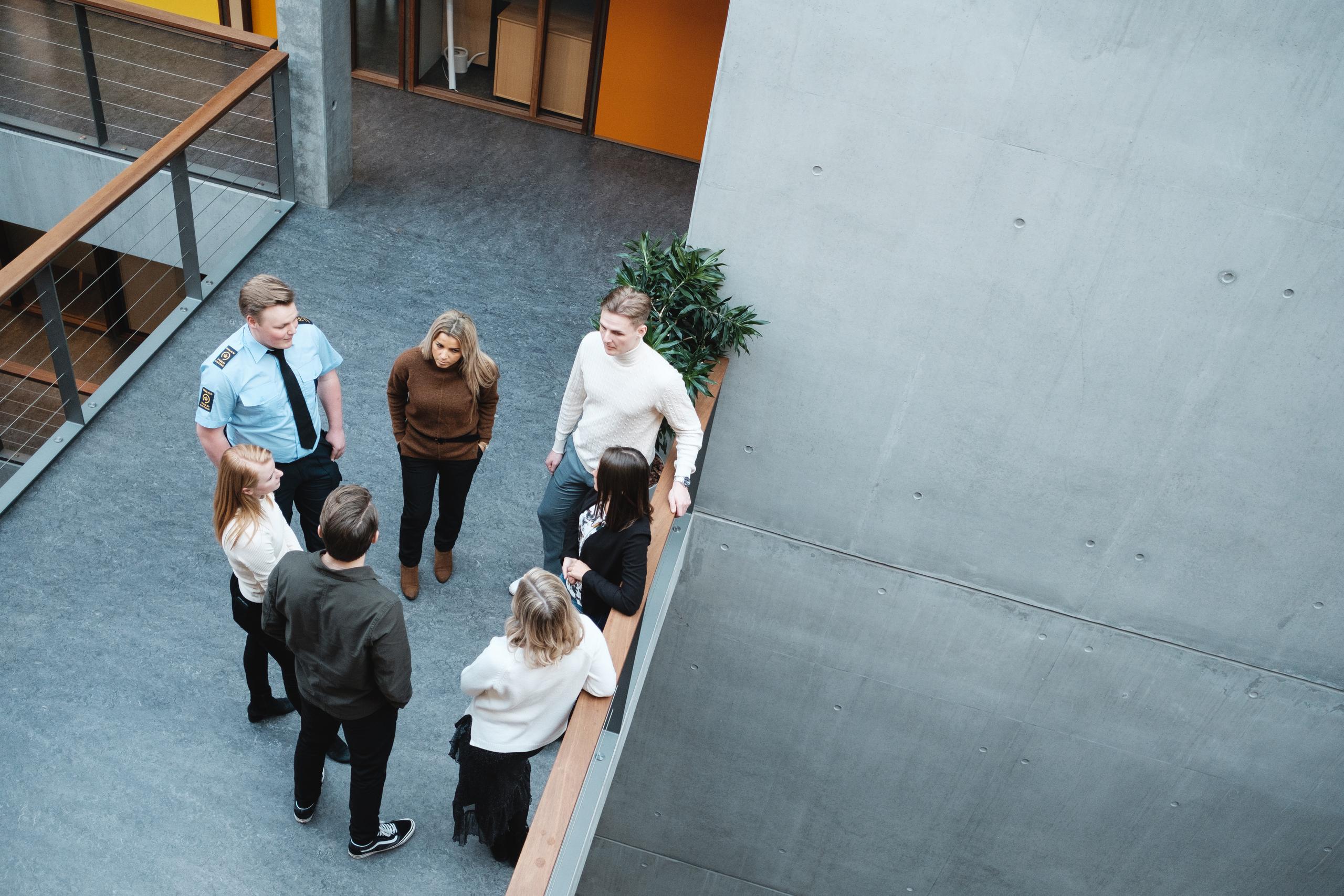 Gruppe af elever i Skatteforvaltningen.